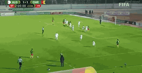 星空体育app下载-塔图姆压哨绝杀费德勒，全场沸腾！经典一战再现传奇