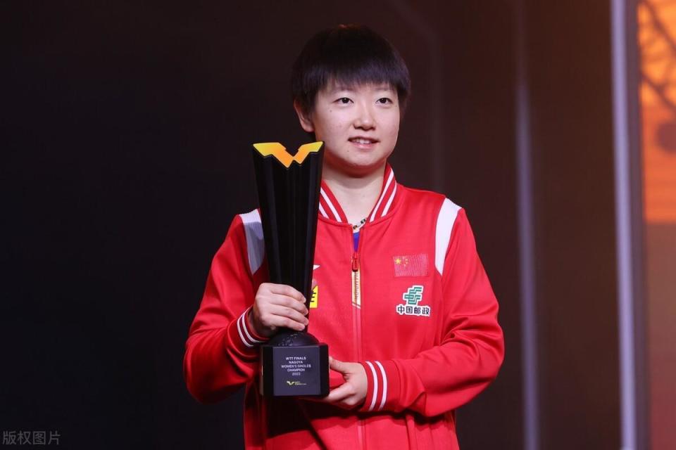 星空体育app官方网站-羽毛球队强势横扫孙颖莎晋级半决赛，状态火热！